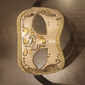 VENEZIA, Columbina Venetian face mask, White Gold Silver